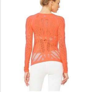 Alo Yoga Wanderer Long Sleeve